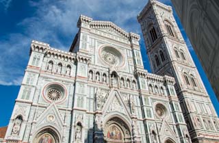 Die Kathedrale Santa Maria del Fiore und der Kirchturm von Giotto, Florenz, Italien