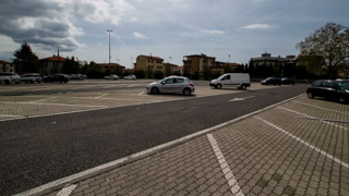 Le parking Palasport, La Spezia, Italie