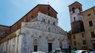 Die Kirche Santa Maria Forisportam, Lucca, Italien